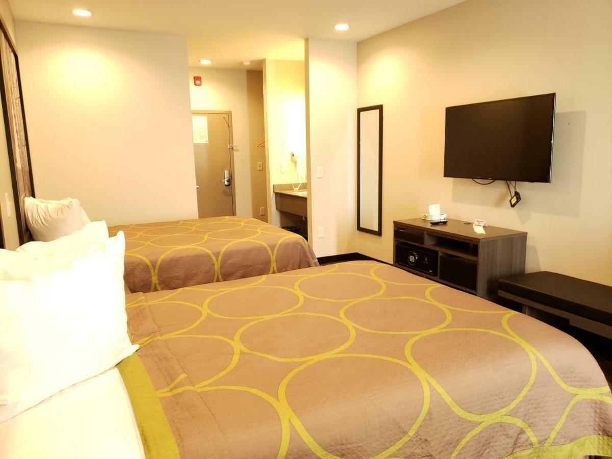 Hotel Super 8 By Wyndham St. Louis North Exteriér fotografie